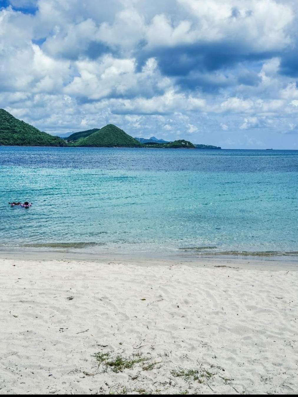 East Caribbean Lodging Gros Islet Ngoại thất bức ảnh